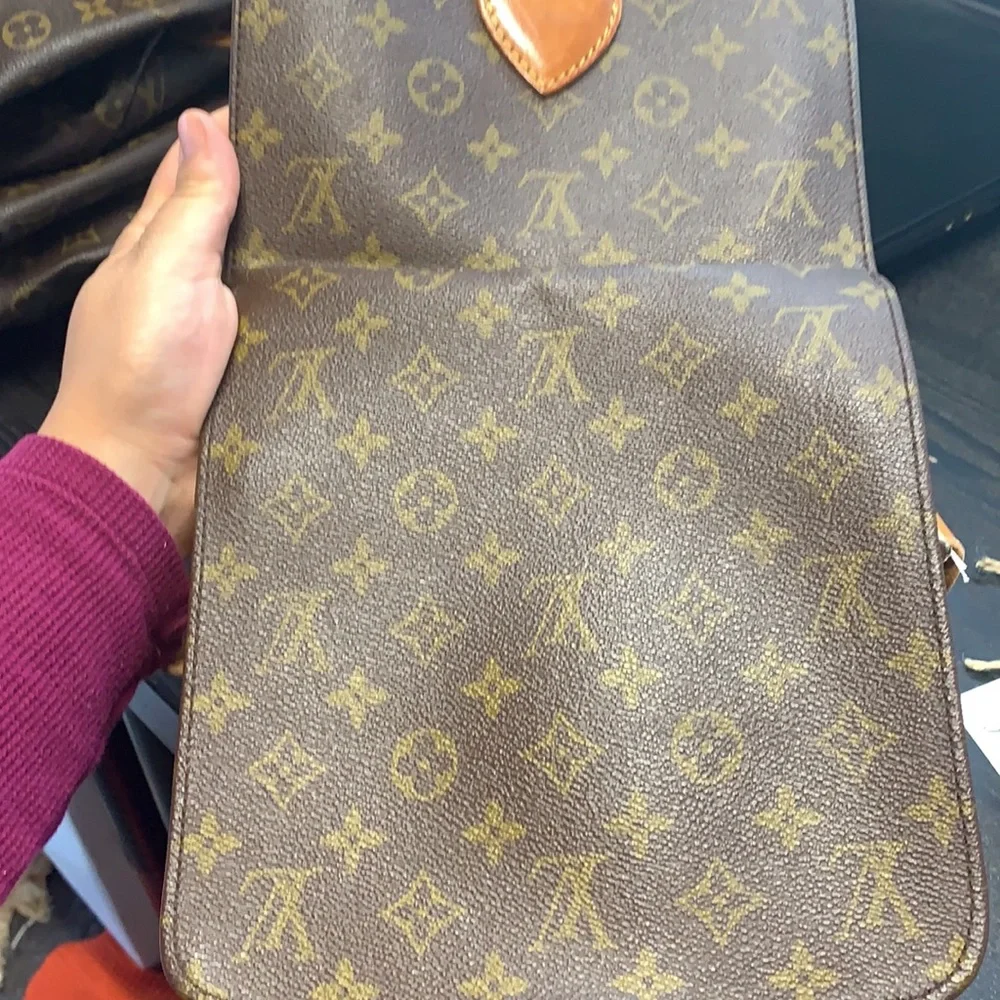authentic Louis Vuitton Shoulder Bag Cartouchiere mm